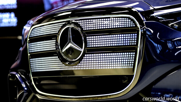 Mercedes está acabando con el EQS y construyendo su reemplazo camuflado | Carscoops